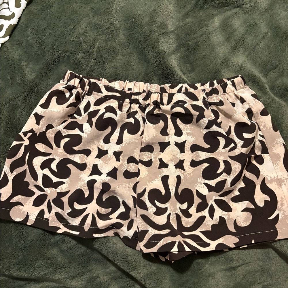 Manuhealii Shorts